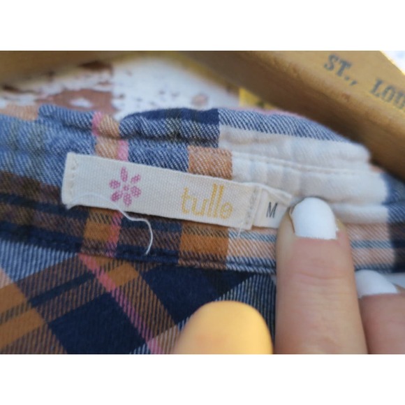 Tulle Pure Cotton Button Back Detail Slight Crop Plaid Button Down Blouse - Picture 5 of 8